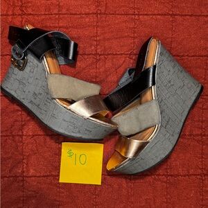 Size 7.5 wedge sandals